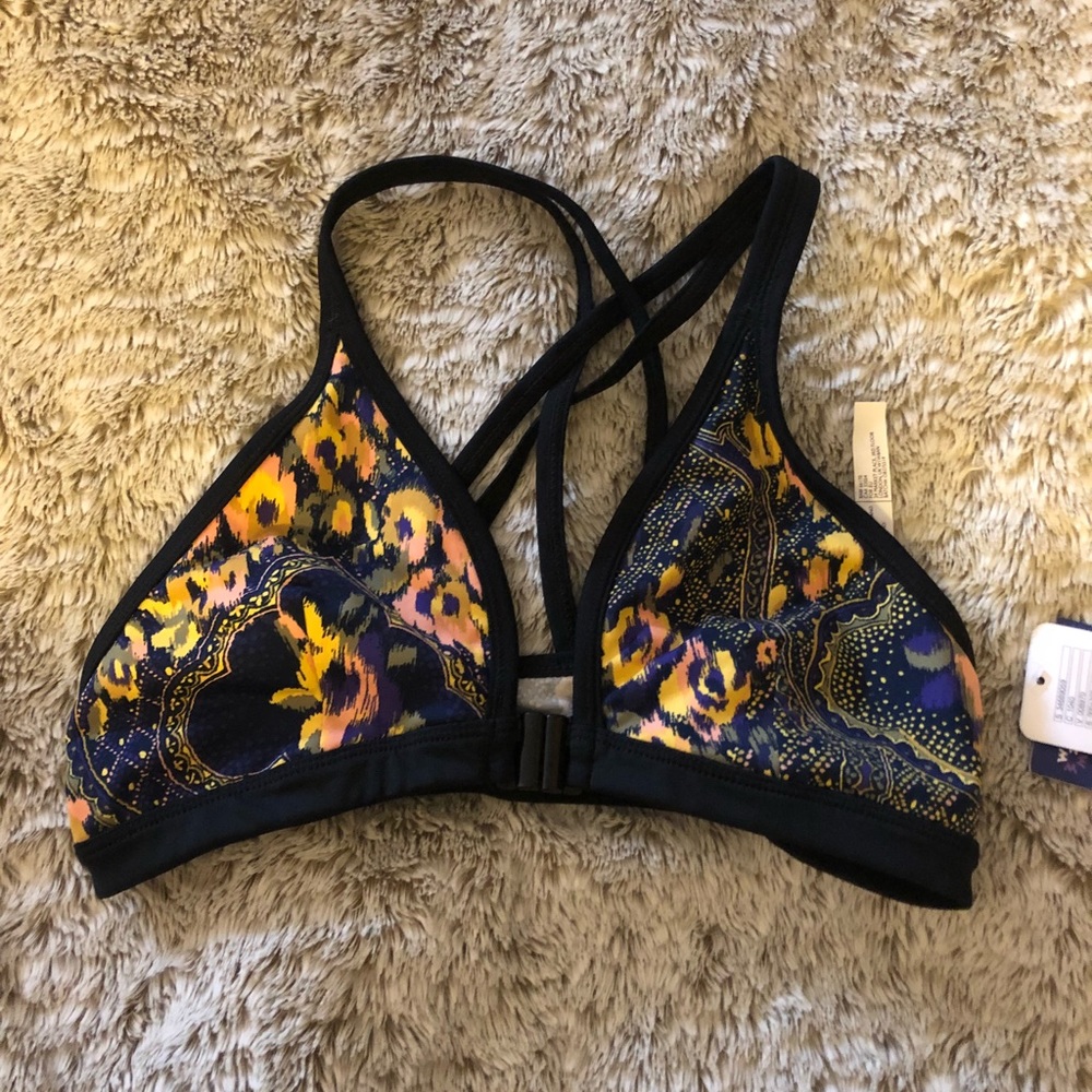 NWT YOGA BRA